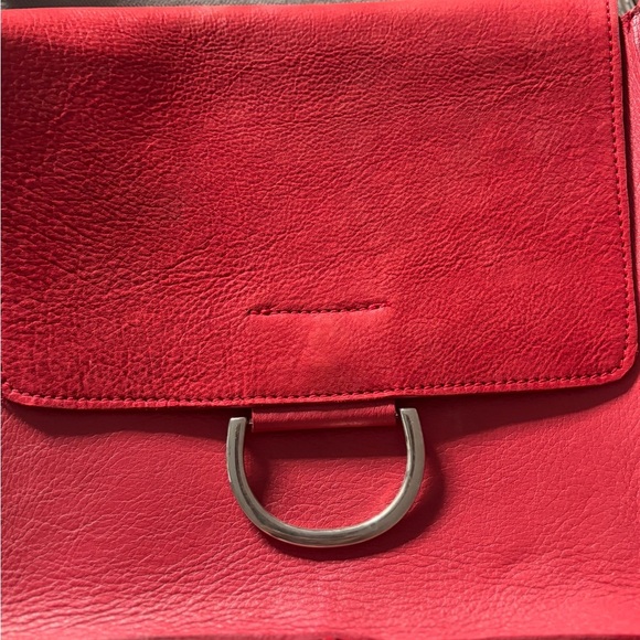 SAS hand made Red Leather Shoulder Bag - Picture 14 of 15